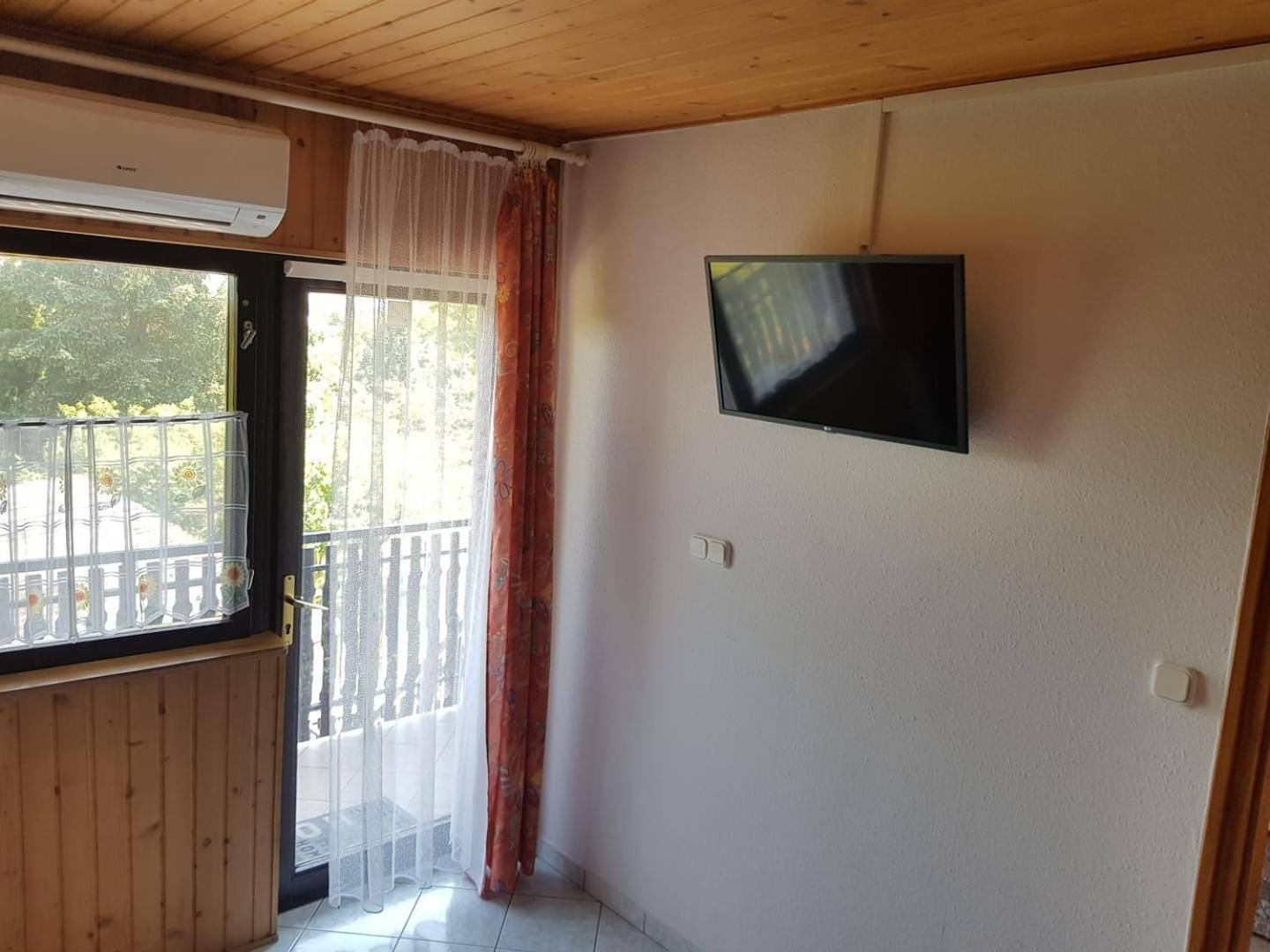 Panna Apartmanház Balatonlelle Exteriér fotografie