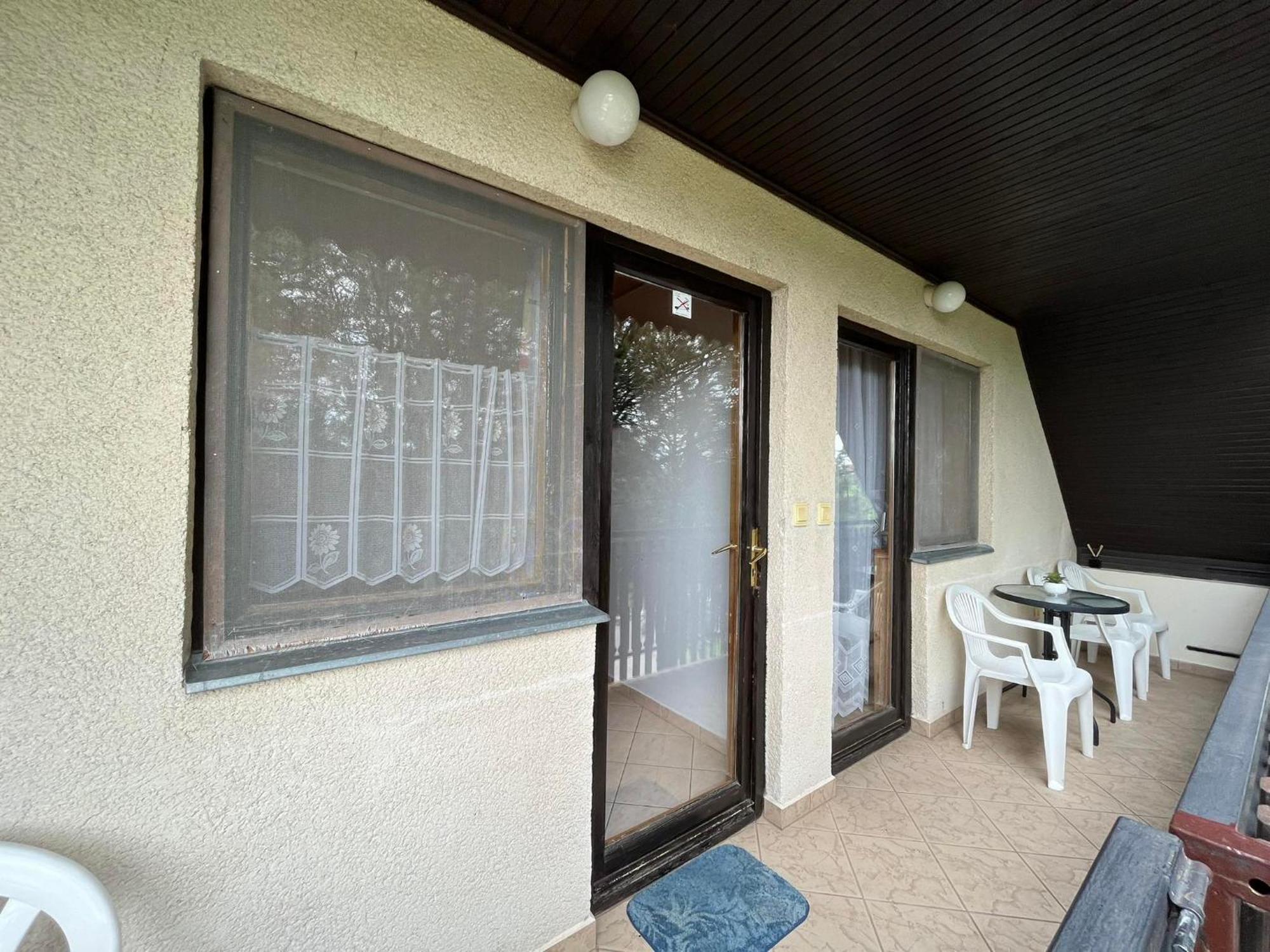 Panna Apartmanház Balatonlelle Exteriér fotografie