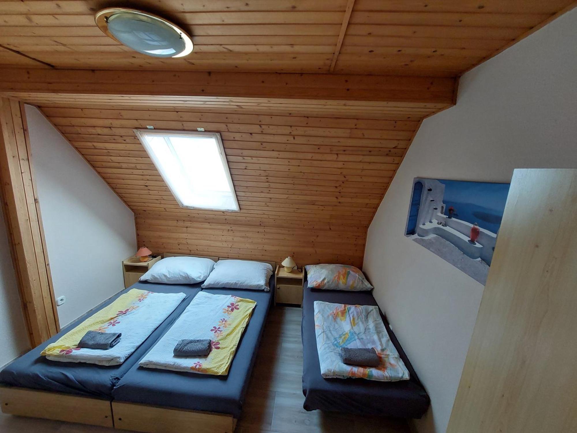 Panna Apartmanház Balatonlelle Exteriér fotografie